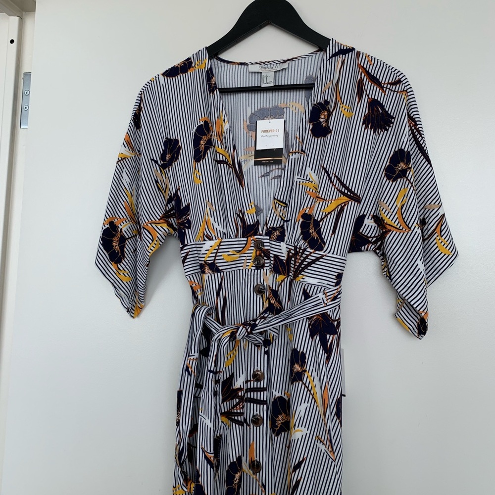 Striped Floral Midi Dress - Picture 5 of 6